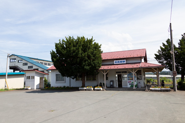 青い森鉄道 北高岩駅と駅便所